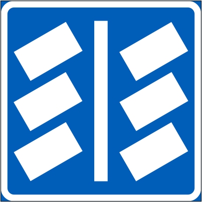 E4.3_6-3 AJONEUVOJEN SIJOITUS PYSÄKÖINTIPAIKALLA - E Sääntömerkit - 101100P - 1