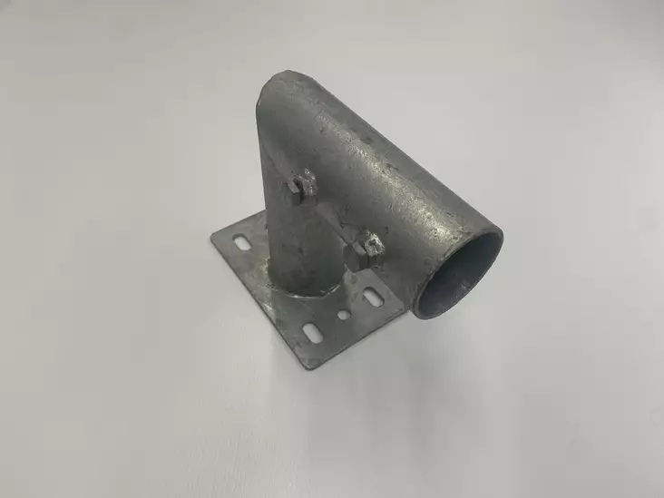 LM- SEINÄKIINNIKE 60mm - Liikennemerkkien kiinnikkeet - 102350 - 1