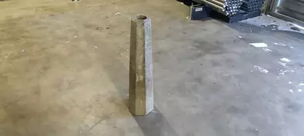 BETONIANTURA 900 mm, 60mm putkelle - Liikennemerkkianturat - 102291 - 1