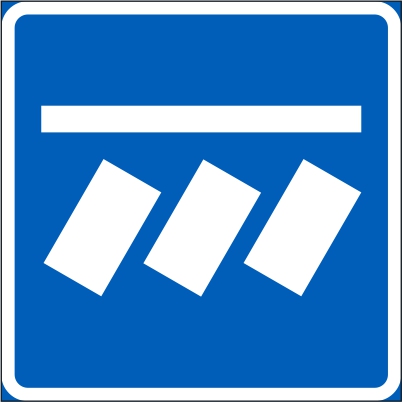 E4.3_2-2 AJONEUVOJEN SIJOITUS PYSÄKÖINTIPAIKALLA - E Sääntömerkit - 101052P - 1