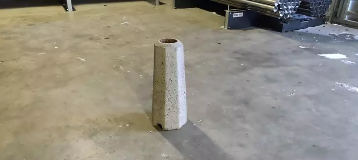 BETONIANTURA 480mm - Liikennemerkkianturat - 102289 - 1