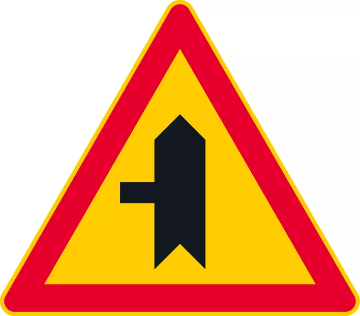 A22.3 SIVUTIEN RISTEYS - A Varoitusmerkit - 100168P - 1